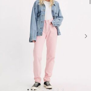 Levi’s 80s Mom Jeans